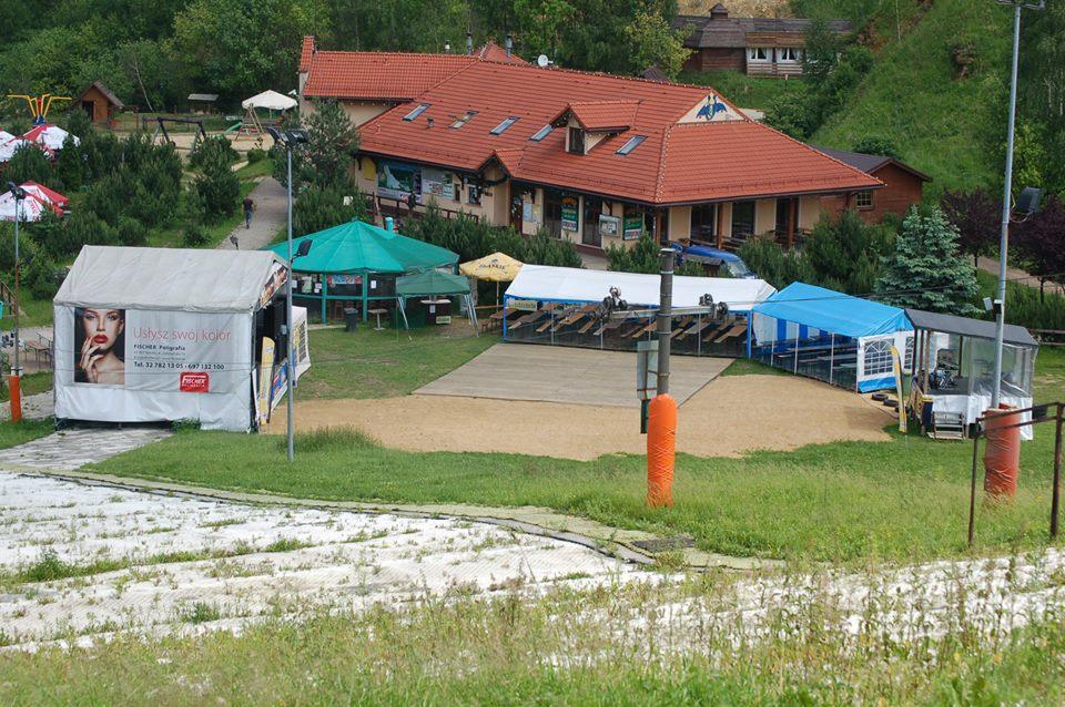 Pensjonat Cztery Pory Roku Tarnowskie Góry Extérieur photo