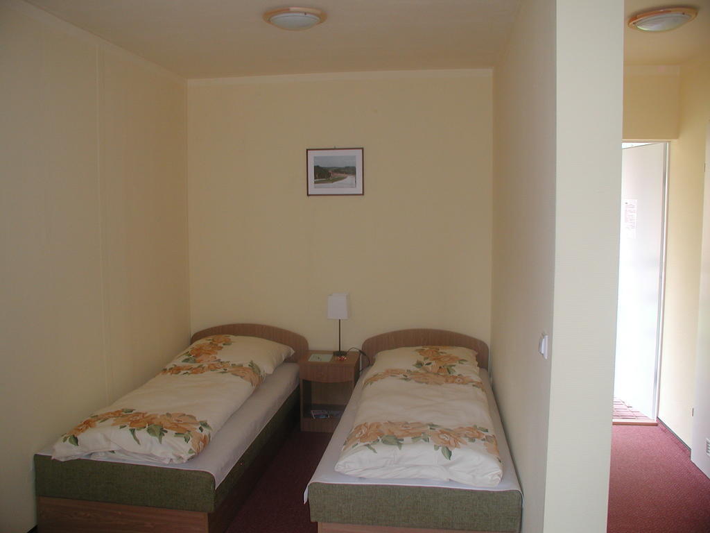 Pensjonat Cztery Pory Roku Tarnowskie Góry Extérieur photo